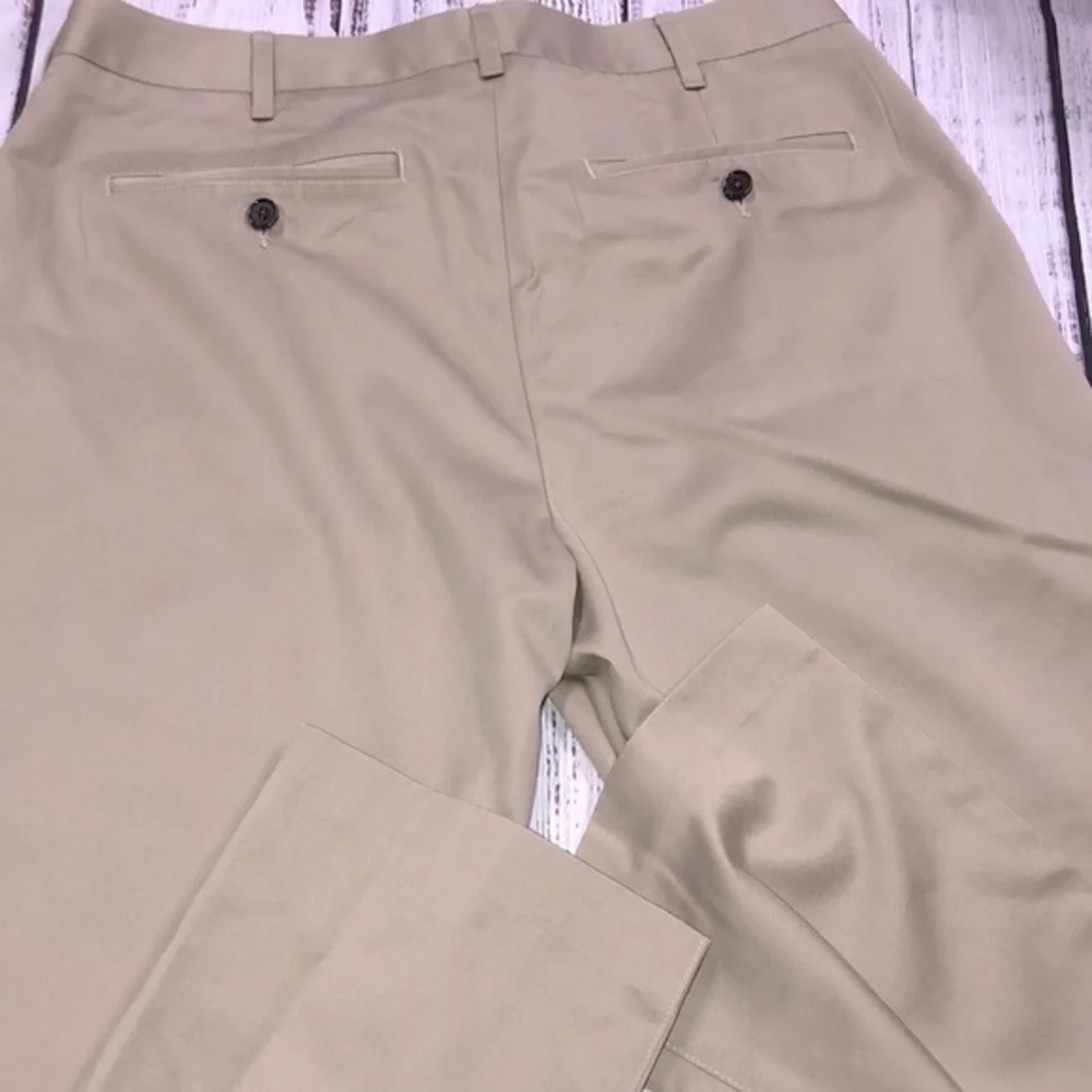 Bonobos straight fit tan 32/30 Wednesday trousers